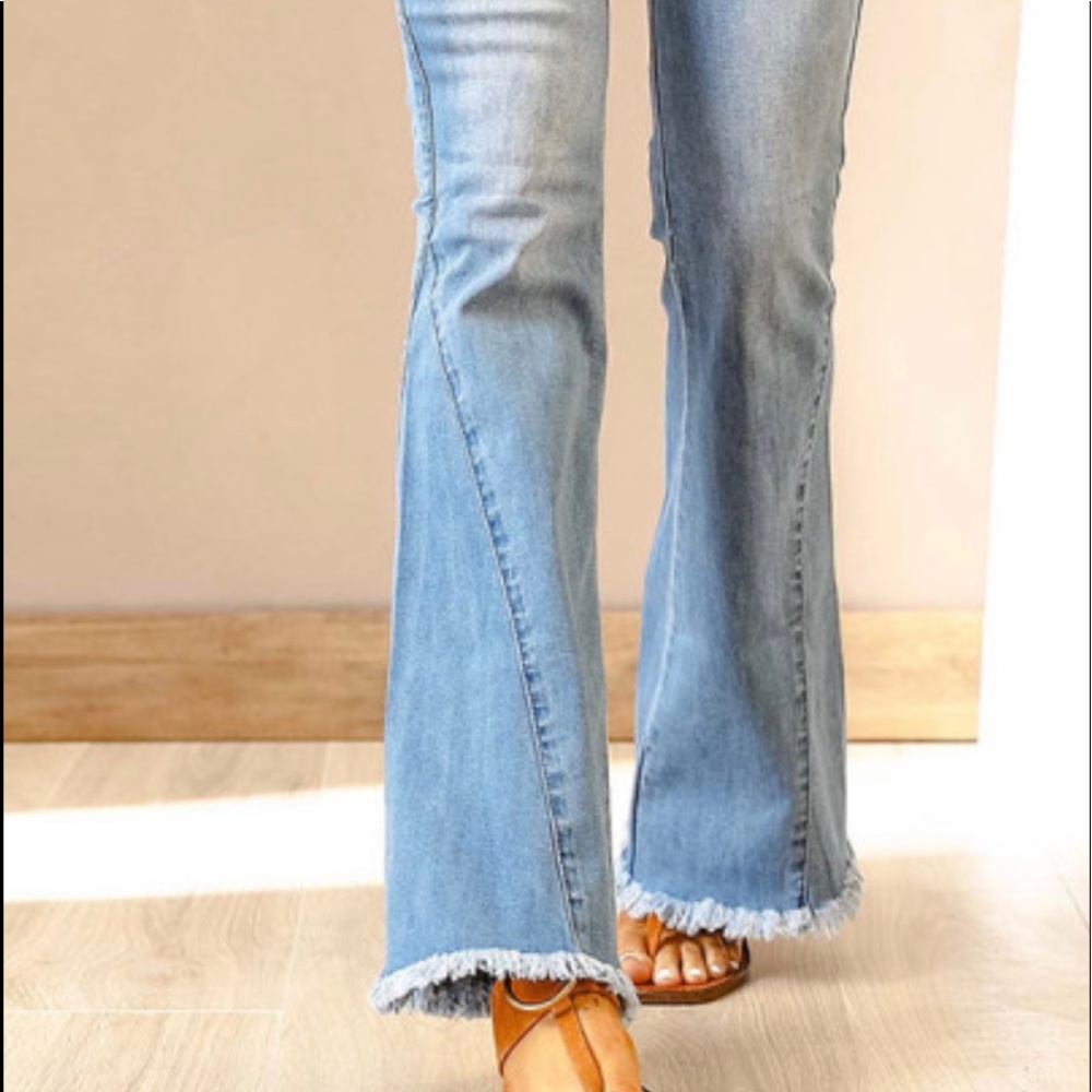 High Waist Flare Jeans with Back Pockets